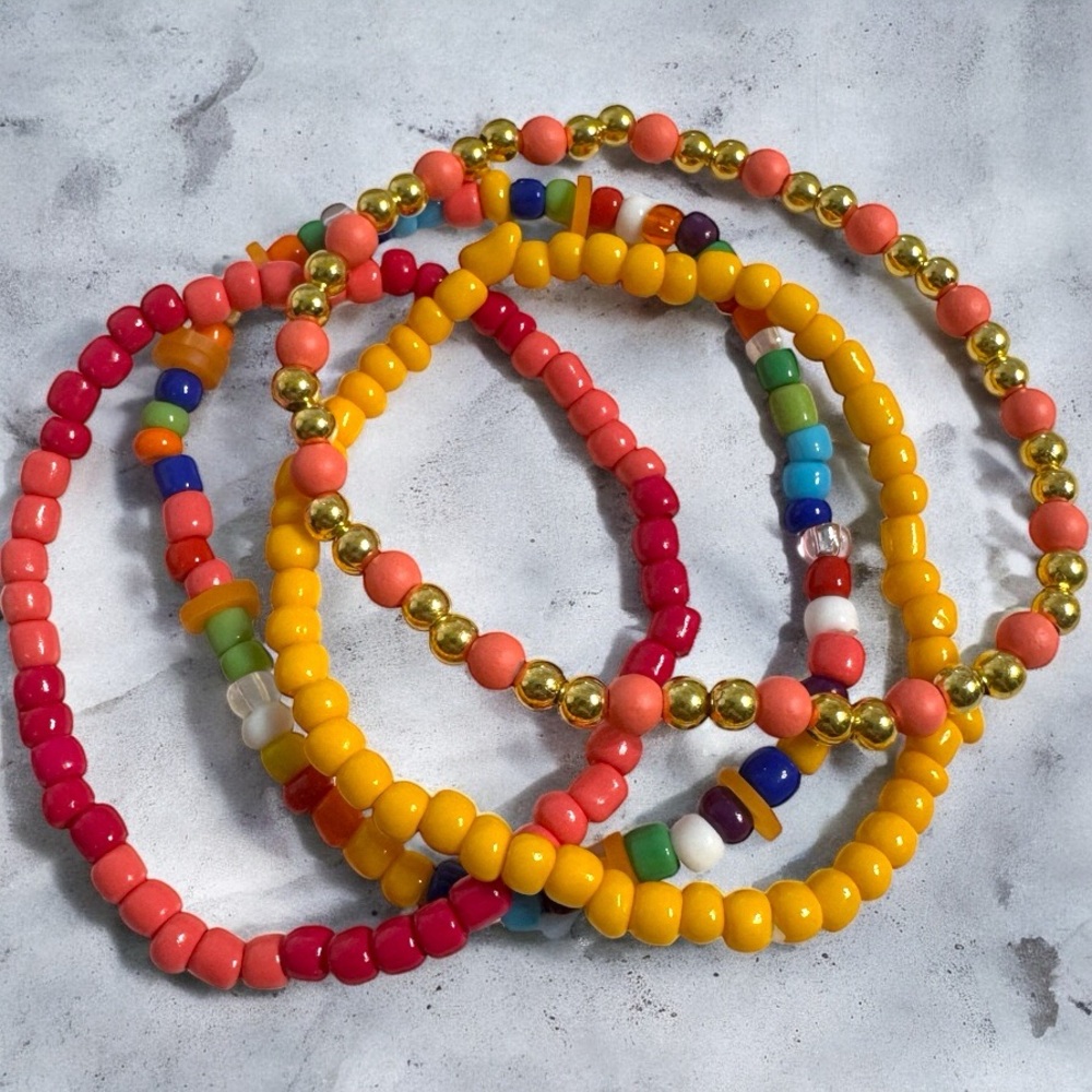Colorful Beaded Bracelet Set - Picture 3 of 4